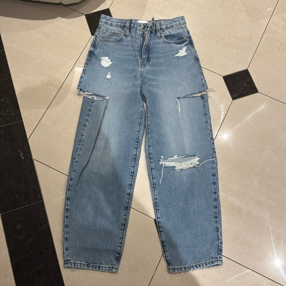 Frame cutout jeans